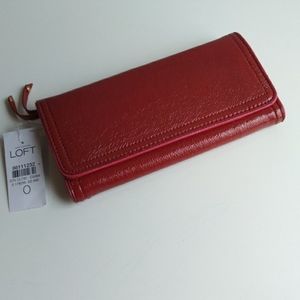 NWT. LOFT Ann Taylor Wallet.